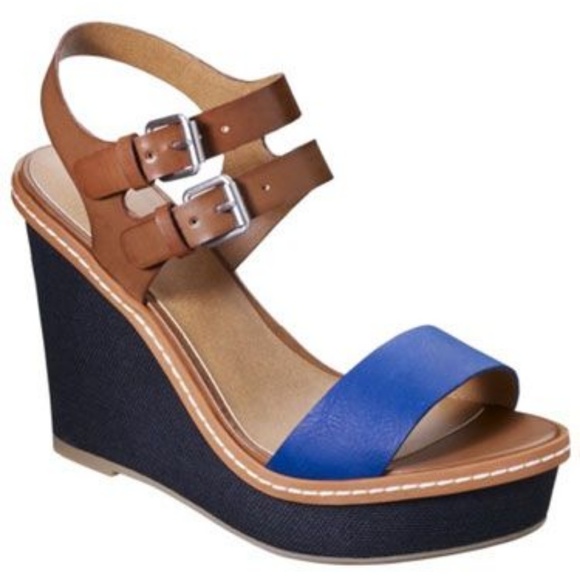 Mossimo Supply Co. Shoes - Mossimo Patricia Wedge sandals in Black & Cobalt